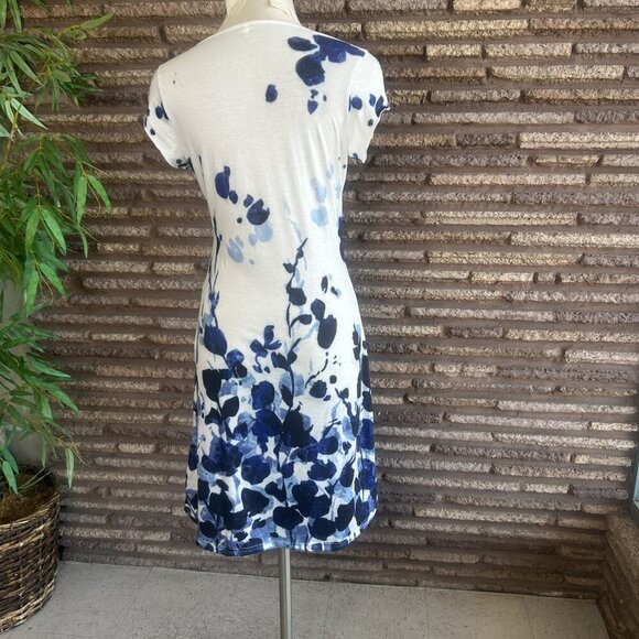 Breezy Blue Floral V Neck Short Sleeve Lightweight Knit Dress Size Small - Picture 5 of 9